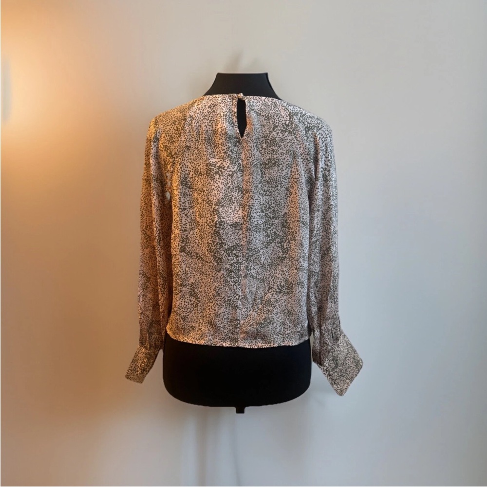 Mango Women's Beige Animal Print Patterned Blouse Longsleeve Stylish XXS NWT - Picture 3 of 8